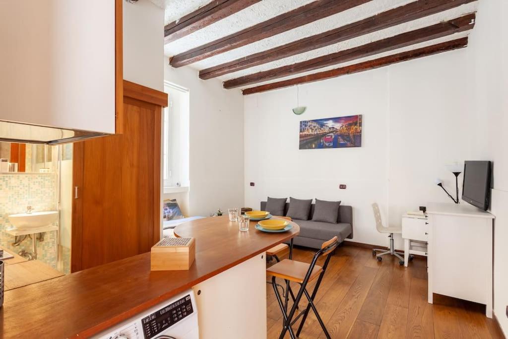 Bomboniera Nel Cuore Di Milano Navigli Exterior foto