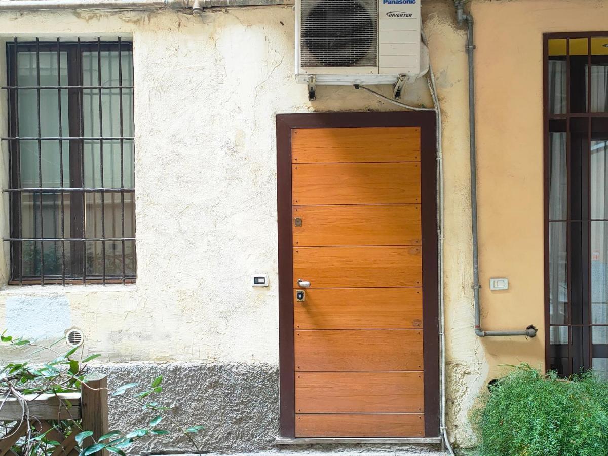 Bomboniera Nel Cuore Di Milano Navigli Exterior foto